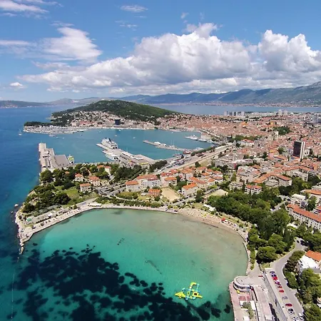 With Wifi - 24078 * Split